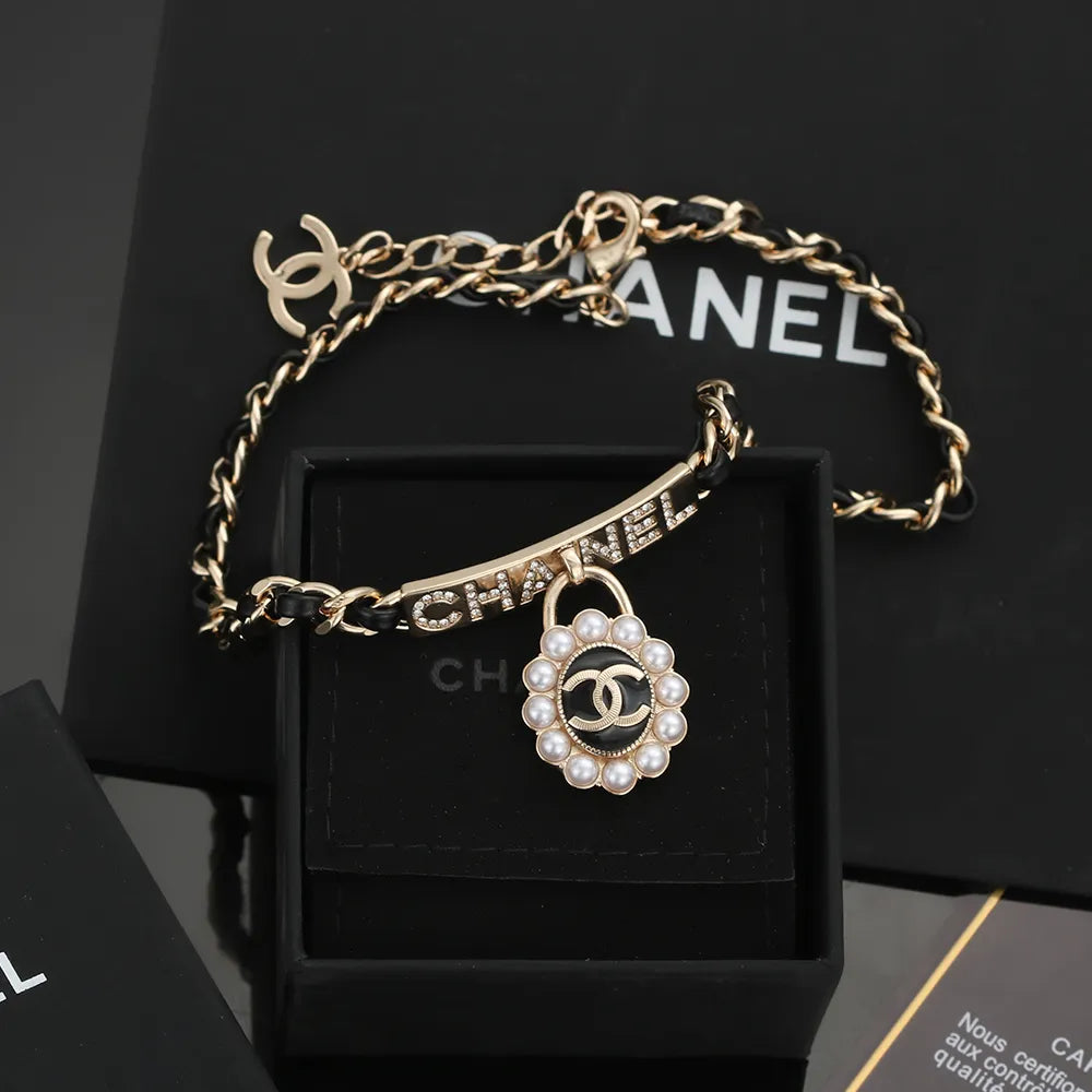 Jewelry H33437