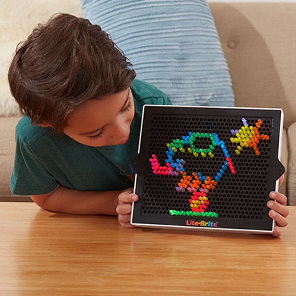 Lite Brite Ultimate Classic & Refill Pack with 14 Templates & 300 Pegs F126